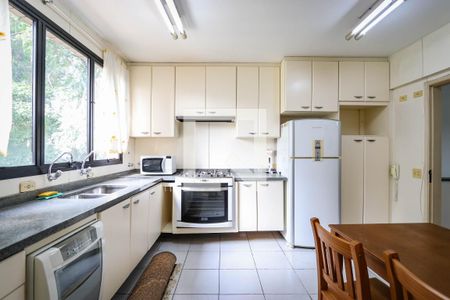 Apartamento à venda com 220m², 3 quartos e 3 vagasCozinha