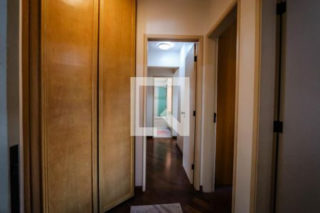 Apartamento à venda com 220m², 3 quartos e 3 vagasCorredor