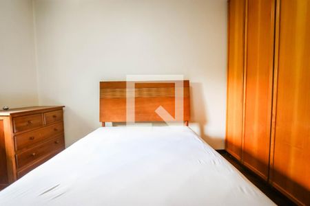 Apartamento à venda com 220m², 3 quartos e 3 vagasQuarto 2