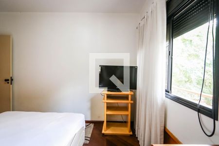 Apartamento à venda com 220m², 3 quartos e 3 vagasQuarto 2