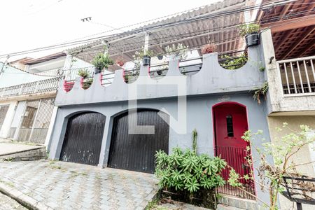 Casa para alugar com 400m², 3 quartos e 2 vagas Casa para alugar com 400m², 3 quartos e 2 vagasFachada