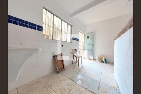 Casa à venda com 160m², 3 quartos e 1 vaga Casa à venda com 160m², 3 quartos e 1 vagaLavanderia