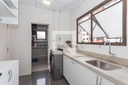 Apartamento à venda com 172m², 3 quartos e 3 vagasArea de Serviços