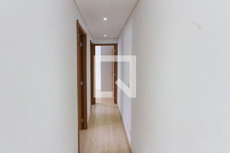 Corredor de apartamento para alugar com 2 quartos, 47m² em Jardim Nove de Julho, São Paulo