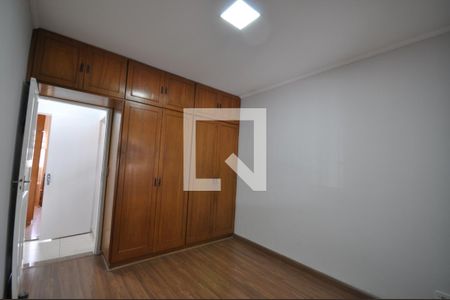 Quarto 1 de casa para alugar com 3 quartos, 160m² em Vila Nivi, São Paulo