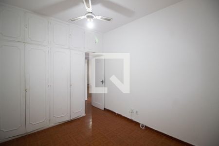 Quarto 1 de apartamento à venda com 3 quartos, 118m² em Copacabana, Rio de Janeiro