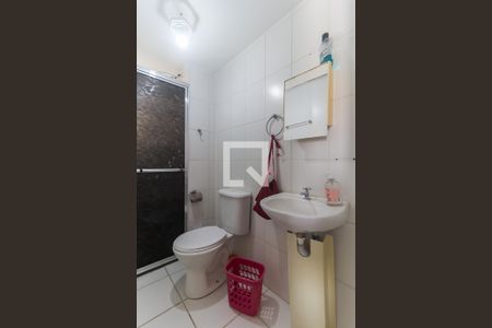Apartamento para alugar com 47m², 2 quartos e 1 vaga Apartamento para alugar com 47m², 2 quartos e 1 vagaBanheiro