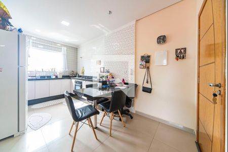 Apartamento à venda com 140m², 2 quartos e 2 vagasCozinha