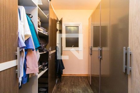 Casa à venda com 480m², 3 quartos e 3 vagas Casa à venda com 480m², 3 quartos e 3 vagasQuarto 3 - Suíte