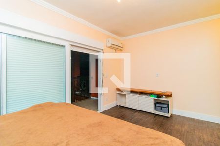 Casa à venda com 480m², 3 quartos e 3 vagas Casa à venda com 480m², 3 quartos e 3 vagasQuarto 3 - Suíte