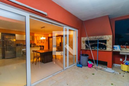 Casa à venda com 480m², 3 quartos e 3 vagas Casa à venda com 480m², 3 quartos e 3 vagasVaranda da Cozinha