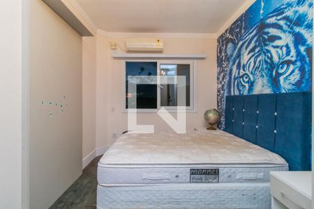 Casa à venda com 480m², 3 quartos e 3 vagas Casa à venda com 480m², 3 quartos e 3 vagasQuarto 1 - Suíte