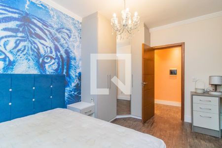 Casa à venda com 480m², 3 quartos e 3 vagas Casa à venda com 480m², 3 quartos e 3 vagasQuarto 1 - Suíte