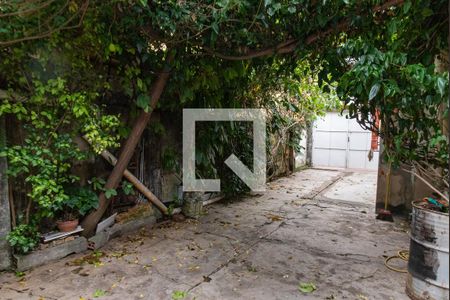 Casa à venda com 101m², 2 quartos e 7 vagasQuintal