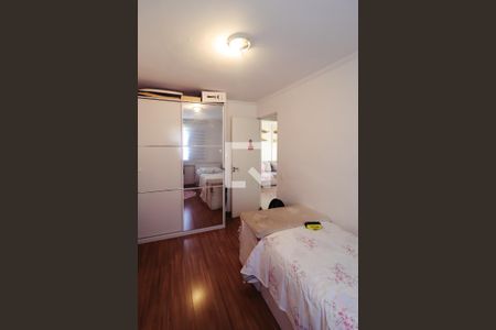 Quarto 1 de apartamento para alugar com 2 quartos, 52m² em Sacoma, São Paulo
