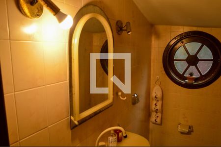 Casa de condomínio à venda com 360m², 3 quartos e 3 vagas Casa de condomínio à venda com 360m², 3 quartos e 3 vagasLavabo