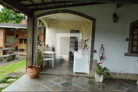 Casa de condomínio à venda com 360m², 3 quartos e 3 vagas Casa de condomínio à venda com 360m², 3 quartos e 3 vagasÁrea de Serviço