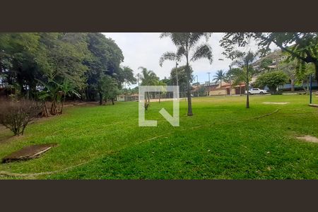 Casa de condomínio à venda com 360m², 3 quartos e 3 vagas Casa de condomínio à venda com 360m², 3 quartos e 3 vagasÁrea comum