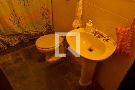 Casa de condomínio à venda com 360m², 3 quartos e 3 vagas Casa de condomínio à venda com 360m², 3 quartos e 3 vagasBanheiro da Suite 1 - Edícula