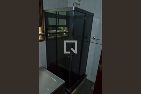 Casa de condomínio à venda com 360m², 3 quartos e 3 vagas Casa de condomínio à venda com 360m², 3 quartos e 3 vagasBanheiro da Suíte