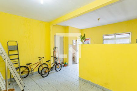 Casa à venda com 297m², 4 quartos e 2 vagasQuarto - edícula