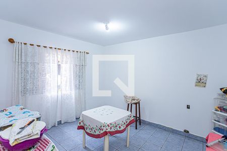 Casa à venda com 297m², 4 quartos e 2 vagasQuarto 3