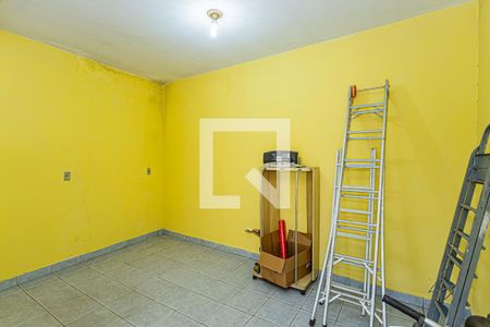 Casa à venda com 297m², 4 quartos e 2 vagasQuarto - edícula