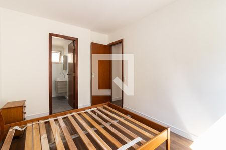 Suíte de apartamento à venda com 2 quartos, 76m² em Itaim Bibi, São Paulo