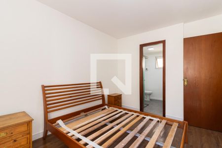 Suíte de apartamento à venda com 2 quartos, 76m² em Itaim Bibi, São Paulo