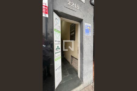 Apartamento para alugar com 124m², 2 quartos e sem vaga Apartamento para alugar com 124m², 2 quartos e sem vagaFachada