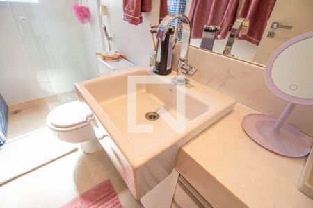 Apartamento à venda com 67m², 2 quartos e 2 vagasBanheiro