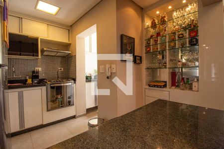 Apartamento à venda com 67m², 2 quartos e 2 vagasCozinha