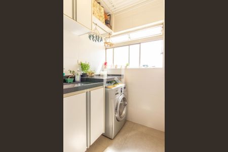 Apartamento à venda com 67m², 2 quartos e 2 vagasÁrea de Serviço