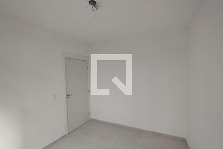 Dormitório 01 de apartamento para alugar com 2 quartos, 50m² em Jardim Emília, Ribeirão Preto