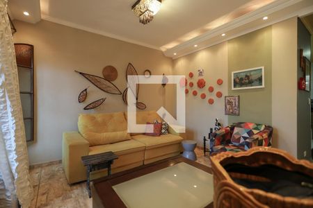 Casa à venda com 153m², 3 quartos e 2 vagas Casa à venda com 153m², 3 quartos e 2 vagasCasa 2 - Sala