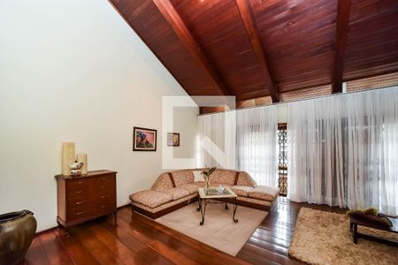 Sala 1 de casa à venda com 3 quartos, 400m² em São Geraldo, Porto Alegre