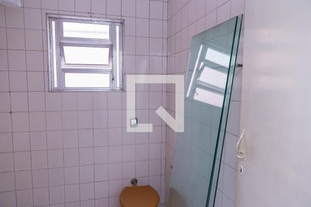 Banheiro de casa para alugar com 1 quarto, 52m² em Vila Arruda, São Paulo