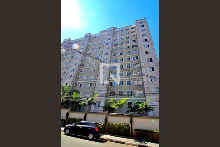 Apartamento para alugar com 45m², 2 quartos e 1 vagaFachada