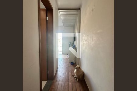 Corredor da Suíte 1 de casa à venda com 2 quartos, 89m² em Jardim Maria Luiza, São Paulo