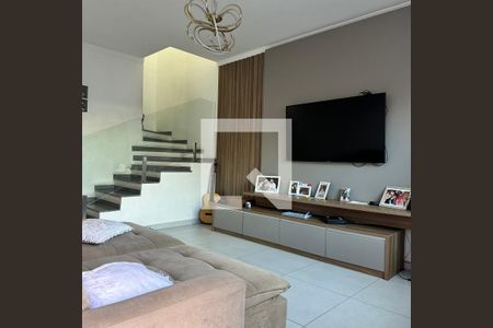 Sala de casa para alugar com 2 quartos, 89m² em Jardim Maria Luiza, São Paulo
