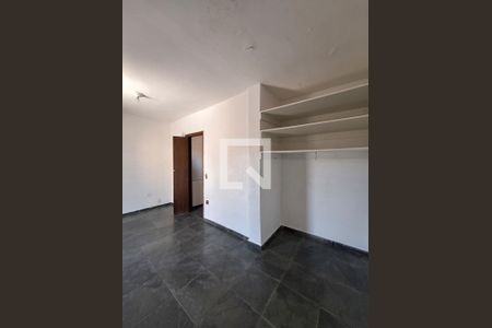 Casa à venda com 112m², 3 quartos e 4 vagasQuarto 3