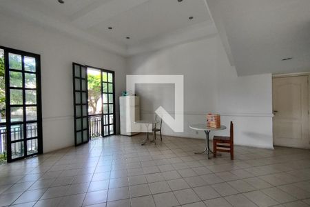 Apartamento à venda com 140m², 2 quartos e 2 vagas Apartamento à venda com 140m², 2 quartos e 2 vagasÁrea comum - Salão de festas