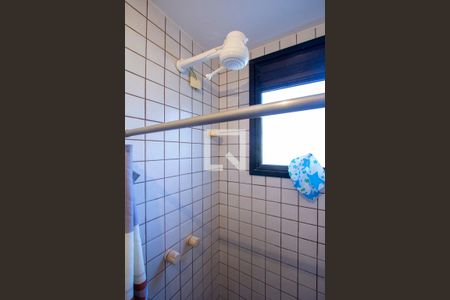 Apartamento à venda com 140m², 2 quartos e 2 vagas Apartamento à venda com 140m², 2 quartos e 2 vagasBanheiro da Suíte