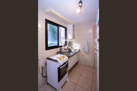 Apartamento à venda com 140m², 2 quartos e 2 vagas Apartamento à venda com 140m², 2 quartos e 2 vagasCozinha