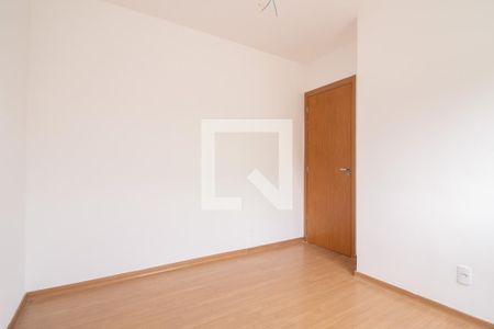 Quarto de apartamento para alugar com 2 quartos, 41m² em Mário Quintana, Porto Alegre