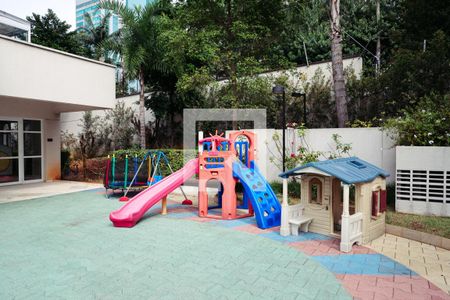 Apartamento para alugar com 74m², 2 quartos e 2 vagas Apartamento para alugar com 74m², 2 quartos e 2 vagasÁrea comum - Playground