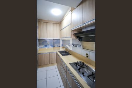 Apartamento para alugar com 74m², 2 quartos e 2 vagas Apartamento para alugar com 74m², 2 quartos e 2 vagasCozinha