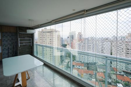 Apartamento para alugar com 74m², 2 quartos e 2 vagas Apartamento para alugar com 74m², 2 quartos e 2 vagasVaranda