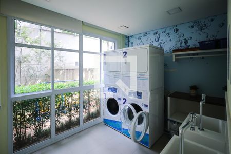 Apartamento para alugar com 74m², 2 quartos e 2 vagas Apartamento para alugar com 74m², 2 quartos e 2 vagasÁrea comum - Lavandeira