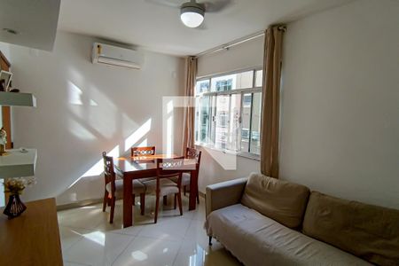 sala de apartamento à venda com 2 quartos, 54m² em Pechincha, Rio de Janeiro